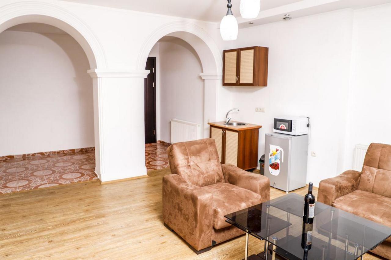 Hotel Monaco Tbilisi Eksteriør billede